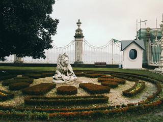 statue in park