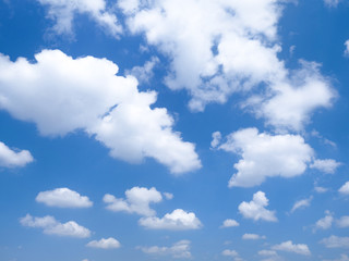 東京の青空と雲