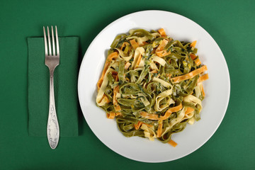 Fettuccine with Spinach and Leek