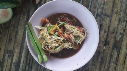 noodles with beef and vegetables