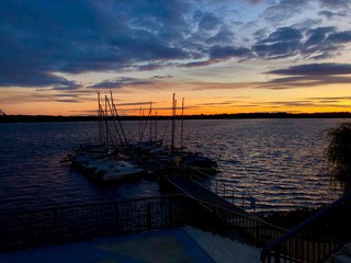 Fototapeta premium sunset on lake