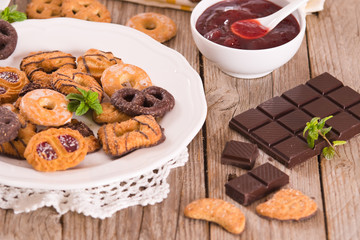 Shortcrust pastry biscuits.