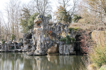 Fototapeta na wymiar Majolan lake in park of Blanquefort city France near bordeaux
