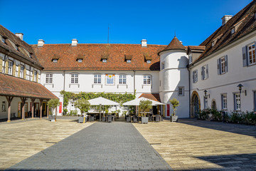 Fototapeta na wymiar Schloss Filseck / Hohenstaufen / Göppingen / Baden Württemberg / Aussicht - Panorama