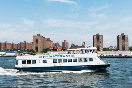 NY Waterway ferry navigating the East River in New York