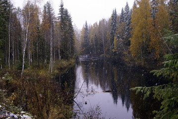 Fototapeta na wymiar Karelia Russia 10/10/2019: Ruskeala Mountain Park