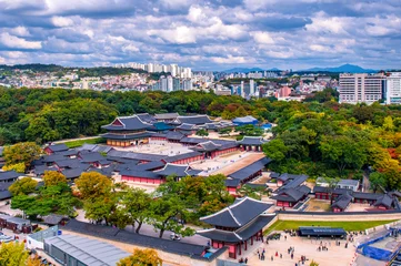 Cercles muraux Séoul changdeokgung palace in the autumn seoul city south korea