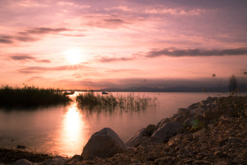Sonnenuntergang am Gardasee mit Langzeitbelichtung
