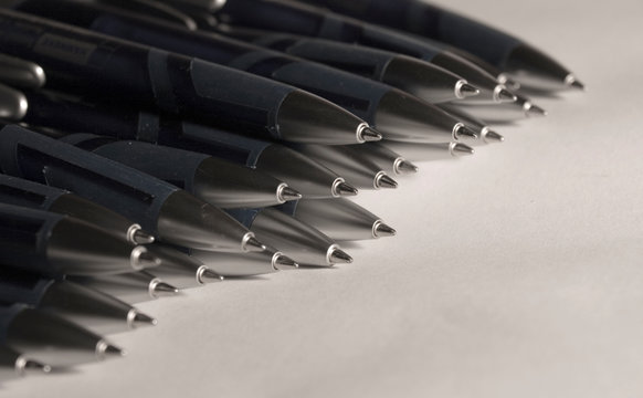 Kugelschreiber in Reihe 3