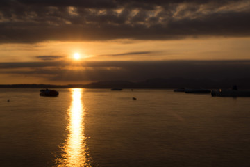 Sonnenuntergang mit Langzeitbelichtung am Gardasee
