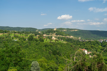 Fototapeta na wymiar Views of the valley and slopes of the Yantra River and the surroundings of Veliko Tarnovo. Bulgaria.