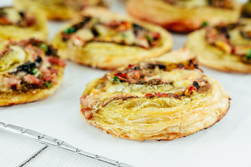 Green Pesto Pizza Swirl Wheels