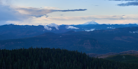 Naklejka na ściany i meble Panoramic view of the mountains with St Helens summit near Portland.
