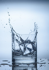 splashing liquid in a glass9