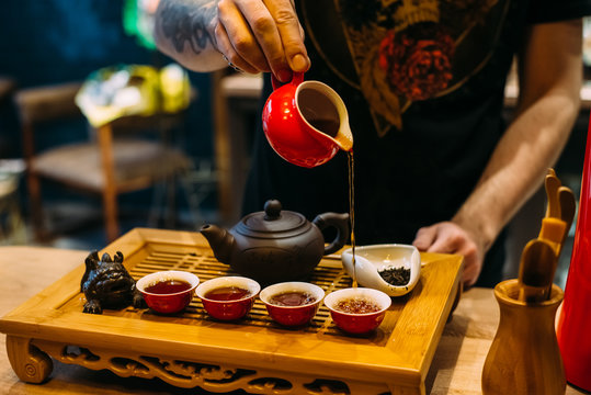 Chinese tea ceremony in detail