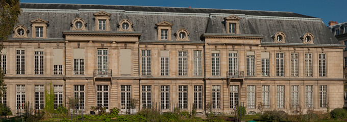 Fototapeta na wymiar The southern façade of the hôtel d’Aumont in the Marais
