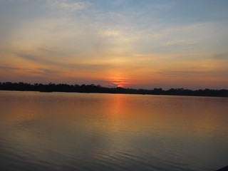 Obraz premium sunset over lake