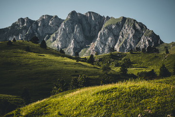 Mountain view shadows 