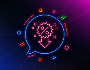 Fototapeta premium Discount line icon. Neon laser lights. Sale shopping sign. Clearance symbol. Glow laser speech bubble. Neon lights chat bubble. Banner badge with discount icon. Vector