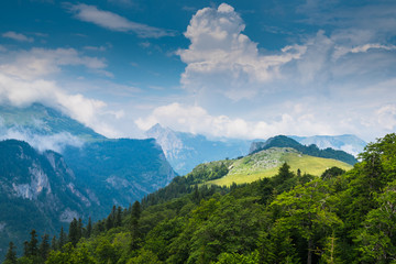 Fototapeta na wymiar Mountain and blue sky in Bosnia 