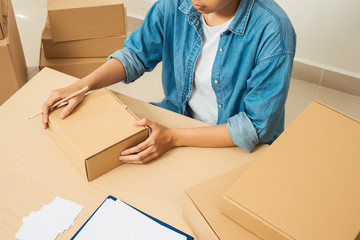 Shipping shopping online small business entrepreneur SME or freelance