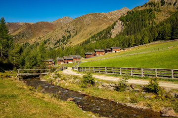Naklejka premium Almendorf Oberstaller in Tyrol Austria