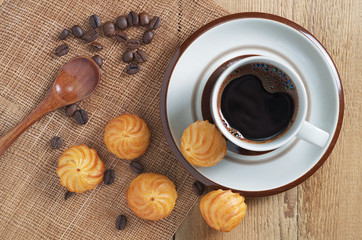 Coffee and custard cakes