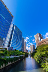 Fototapeta premium 高層マンションが立ち並ぶ大崎の街並み