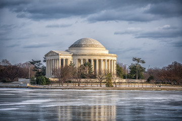 Winter in Washington DC: Jefferson Memoriall at frosty day