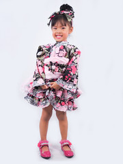 asian little girl  Wearing yukata on white backgound