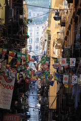 Rue typique de Naples / Italie