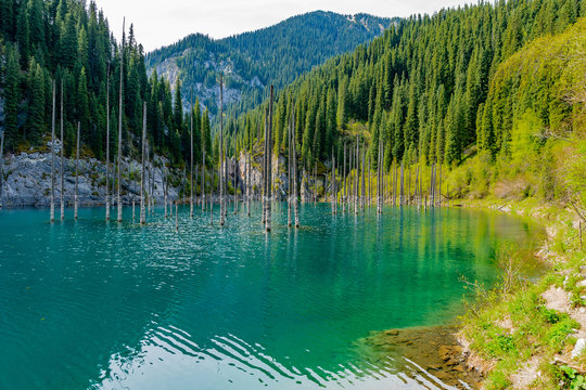 Saty Kaindy Lake 16