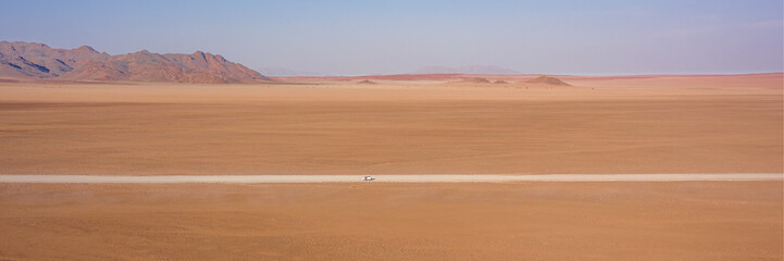 Fototapeta na wymiar desert travel 