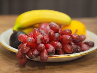 grapes in a bowl