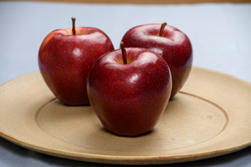 Red apple