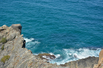 Fototapeta na wymiar Atlantic sea cliff with ocean floor, cipy-space