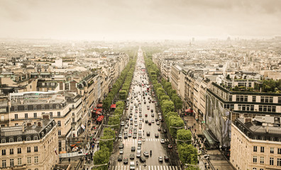 Fototapeta na wymiar Blick über Paris vom Triumphbogen