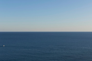 Obraz premium Sea before sunset. Sea horizon at sunset .