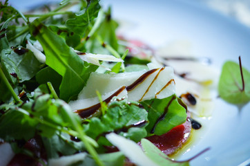 fresh carpaccio salad with wine vinegar