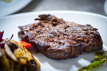 grilled meat & vegetables with fresh ingredients