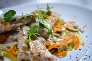 grilled meat & vegetables with fresh ingredients