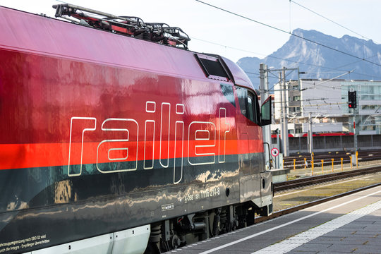 salzburg, salzburger land/austria - 11 10 19: &ouml;bb railjet train at salzburg main train station austria