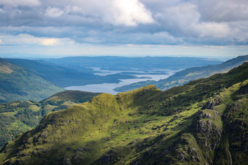 Naklejka premium Hiking in Scotland Ben Vane at Loch Lomond
