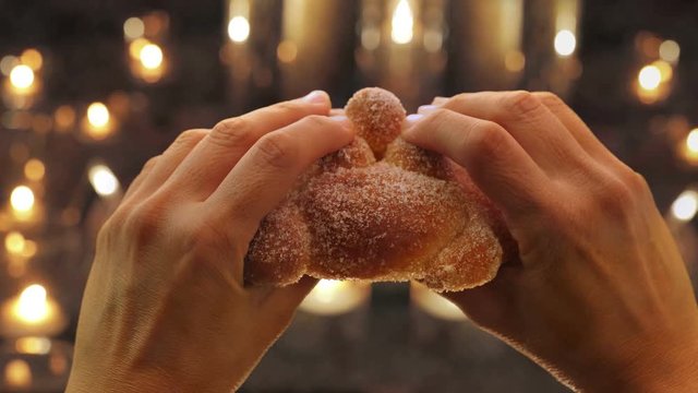 PAN DE MUERTO ABRIR
