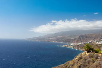 Fototapeta na wymiar Panoramic view of the northern coast of La Palma