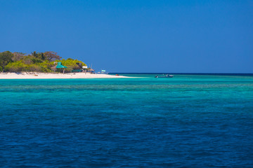 Ile perdue au milieu de l'océan