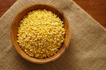 ムング豆 皮なし　緑豆