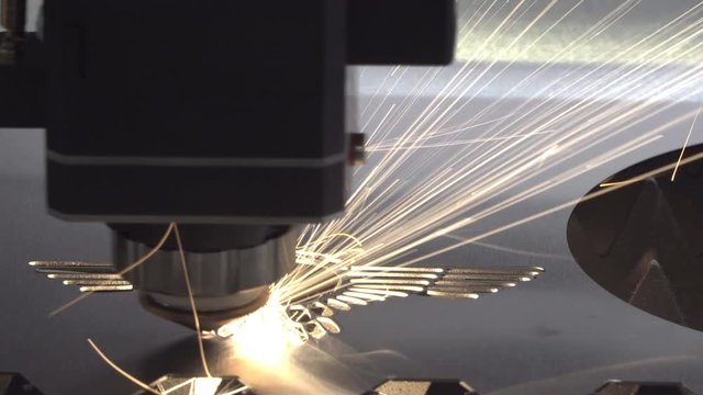 Powerful metal laser cutting machine