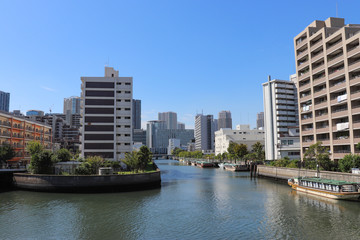 Fototapeta na wymiar 汐浜運河（東京都江東区塩浜）