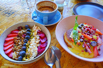 View of a frozen acai bowl with fresh fruit